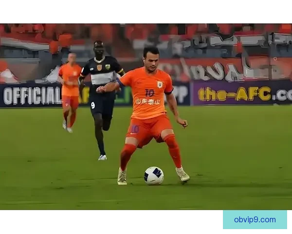 出球失误致队友染红，特狮遭球迷围攻无奈关闭社媒评论区风波持续发酵